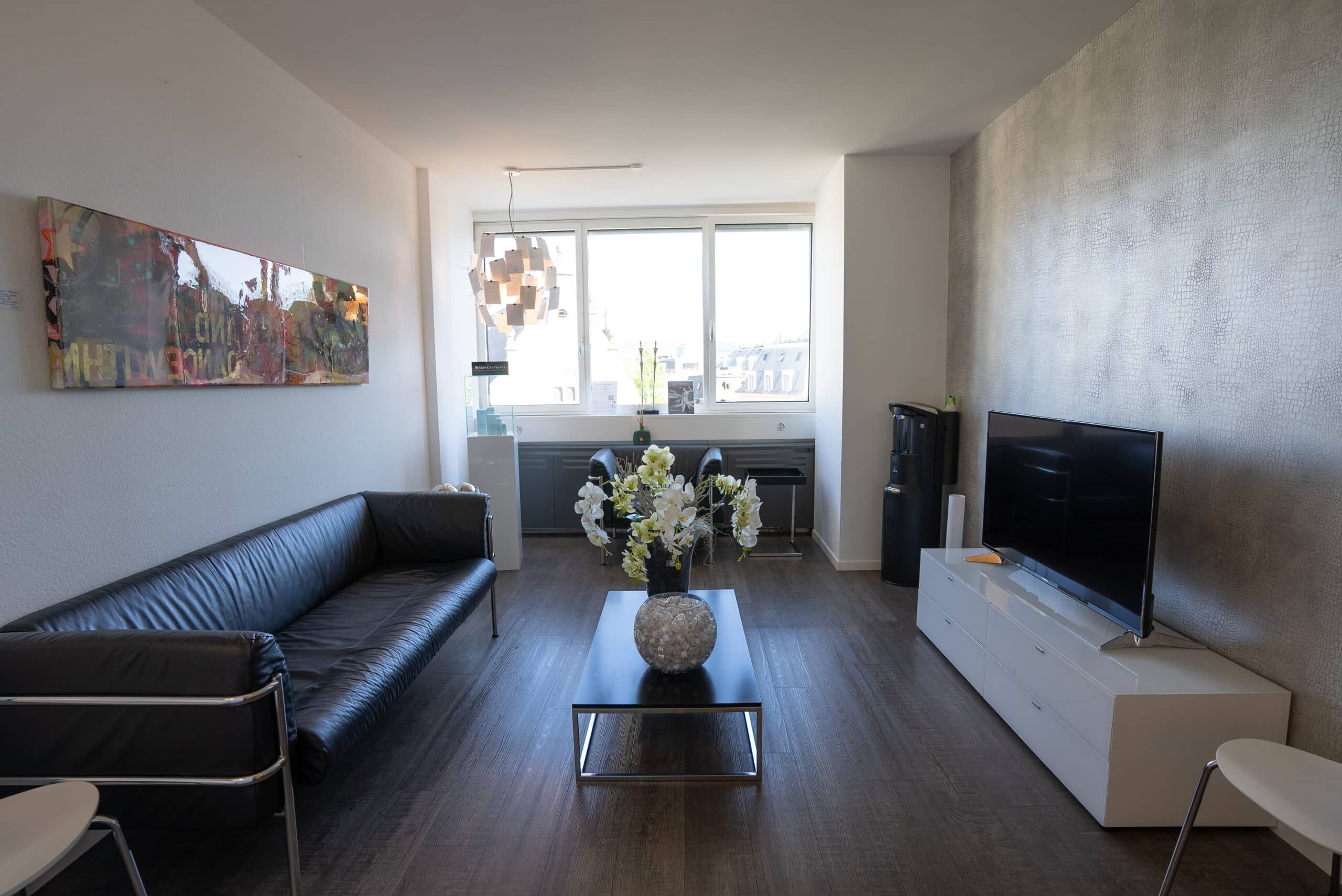 Wartezimmer Beauty Clinic Praxis Zürich Immobilienfotografie Schweiz BeLighted