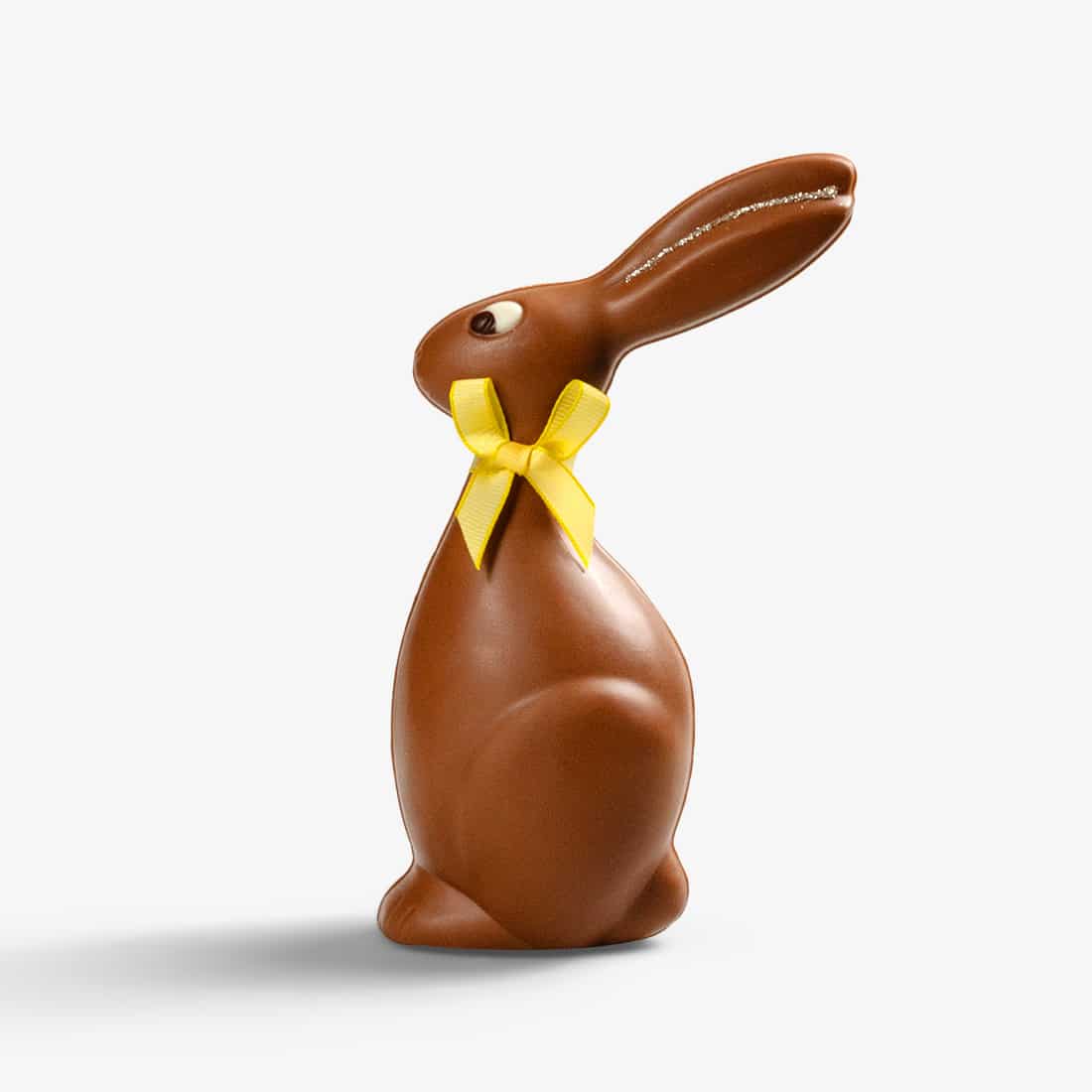 Osterhasen gelb Schlaufe Läderach seamless weisser Hintergrund Produktfotografie Schweiz Zürich BeLighted