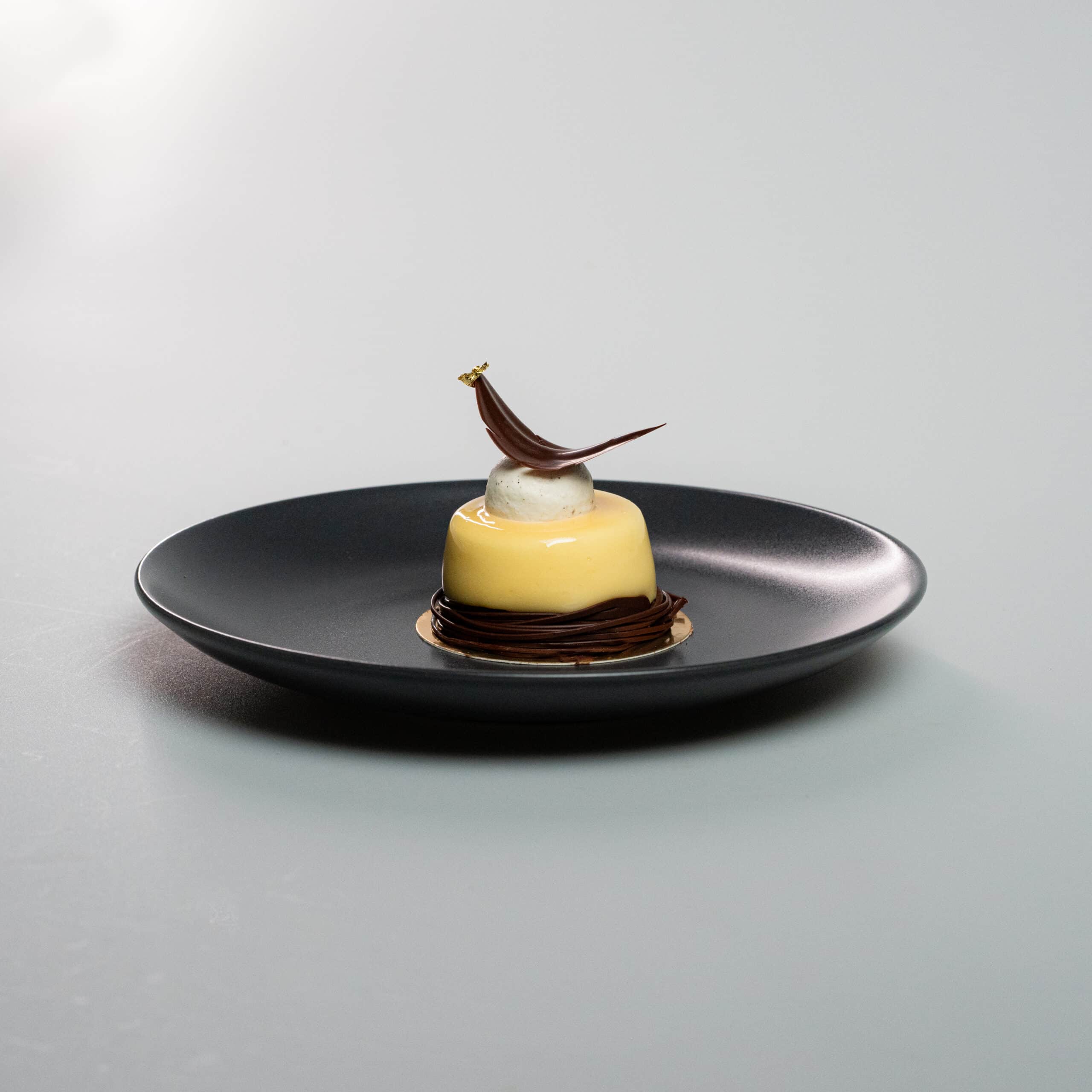 Dessert Zitrone WCM Zürich 2024 seamless weisser Hintergrund Produktfotografie Schweiz Zürich BeLighted